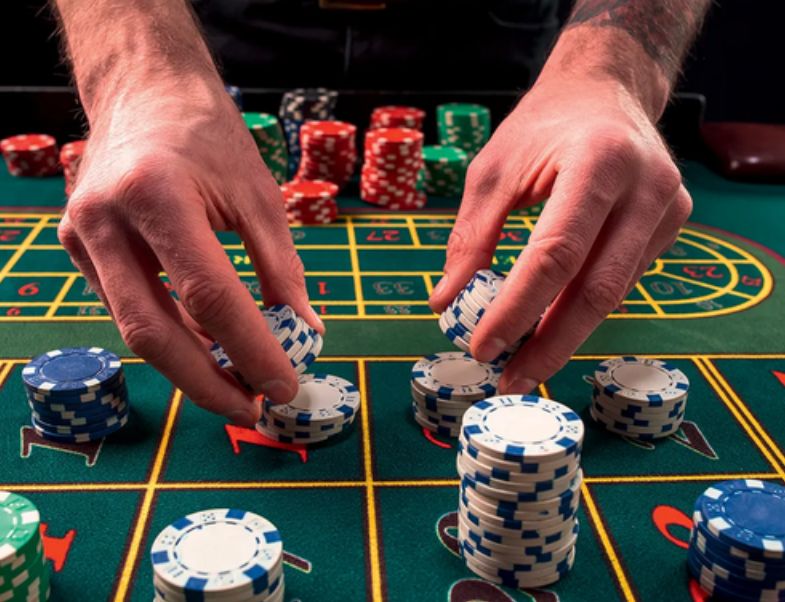 ایک اکاؤنٹ بنائیں یا Slots 777 Party APK کیسینو میں لاگ ان کریں۔